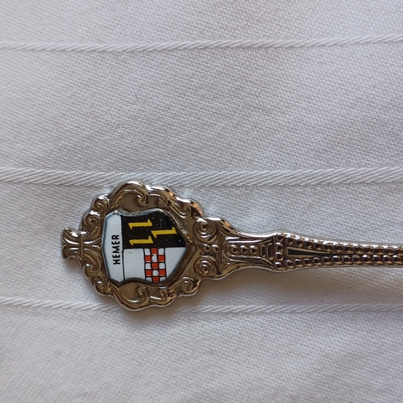 Various European Motif Collector Spoons - Picture 5 of 6